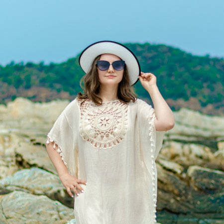 Анна Буянова