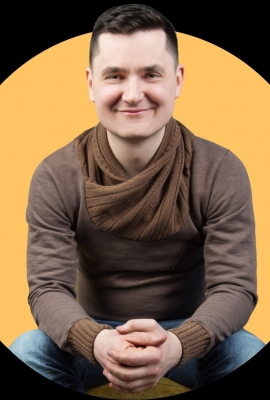 Валентин Плотников
