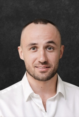 Егор Якорев